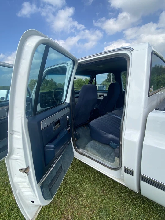 1984 Chevrolet Silverado - Image 8 of 13