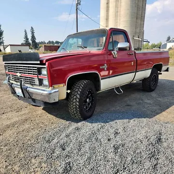 1984 Chevrolet Silverado (Classic) 1500 Regular Cab LS Pickup 2D 8 ft