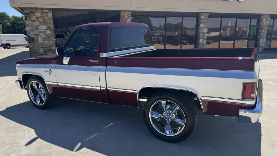 1984 Chevrolet Silverado - Image 7 of 24