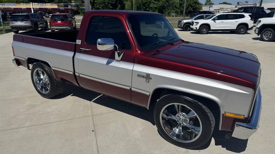 1984 Chevrolet Silverado - Image 6 of 24