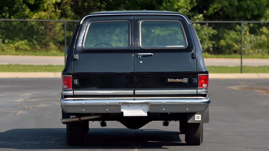 1984 Chevrolet Suburban 7th Gen - Image 27 of 27