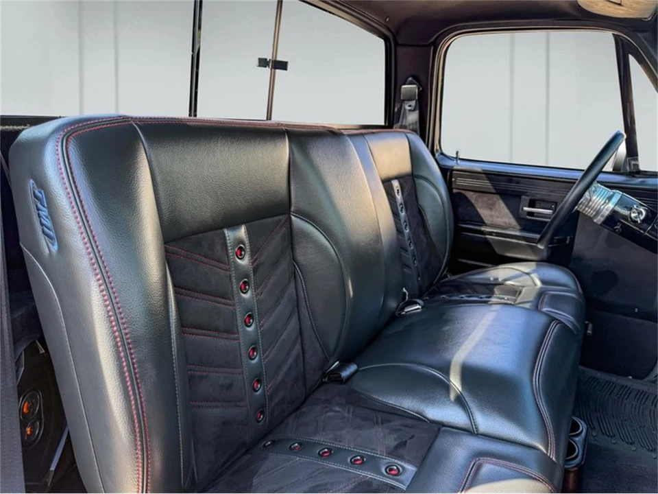 1984 Chevrolet - Image 12 of 18