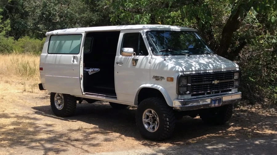 1984 Chevrolet G-Series Van - Image 6 of 6