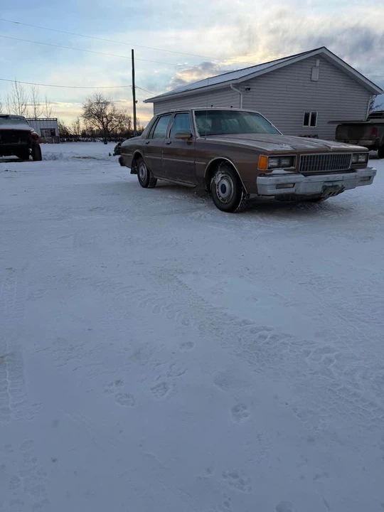 1984 Chevrolet Caprice - Image 2 of 3