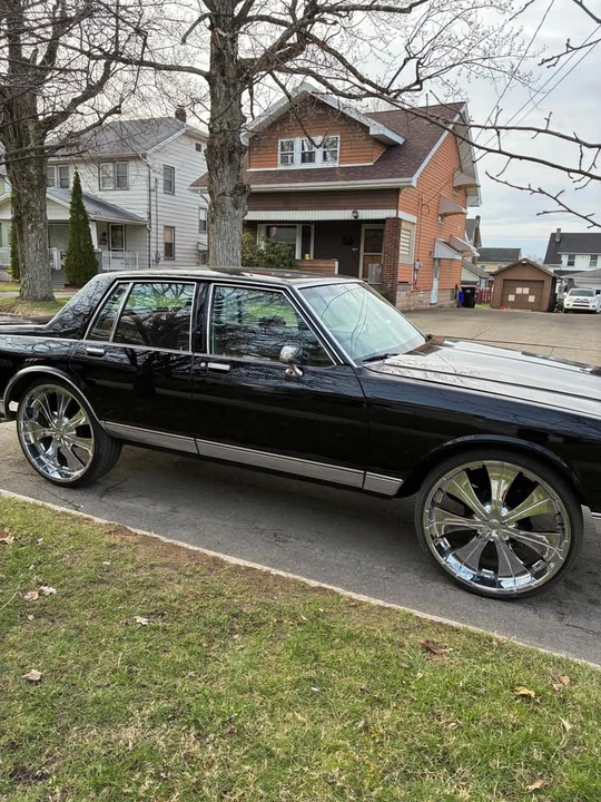 1984 Chevrolet Caprice - Image 2 of 5