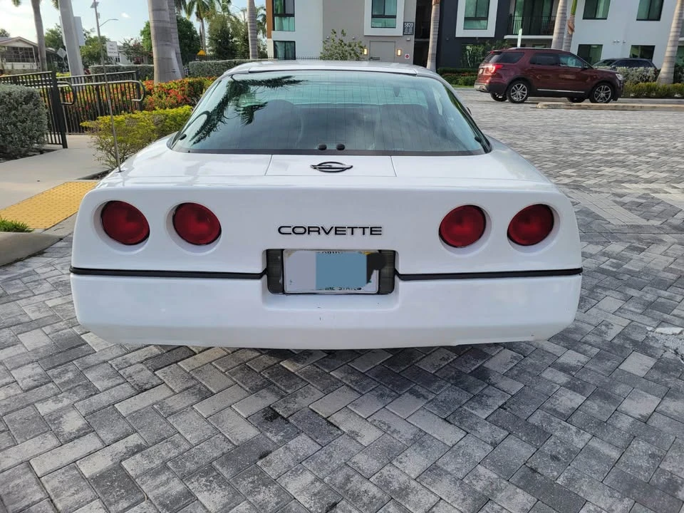 1984 Chevrolet Corvette C4 - Image 2 of 7