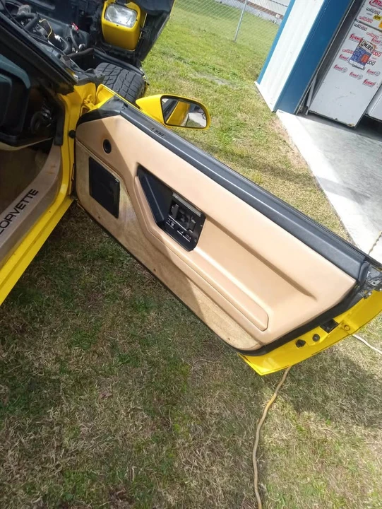 1984 Chevrolet Corvette C4 - Image 6 of 8