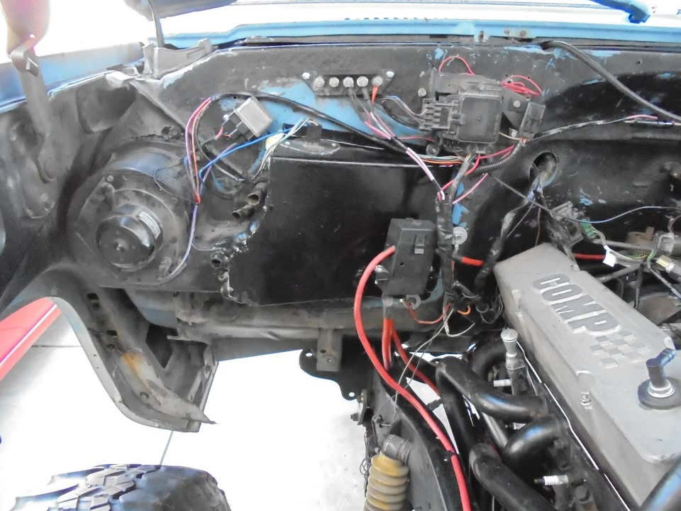 1984 Chevrolet K5 Blazer 2nd Gen - Image 7 of 19