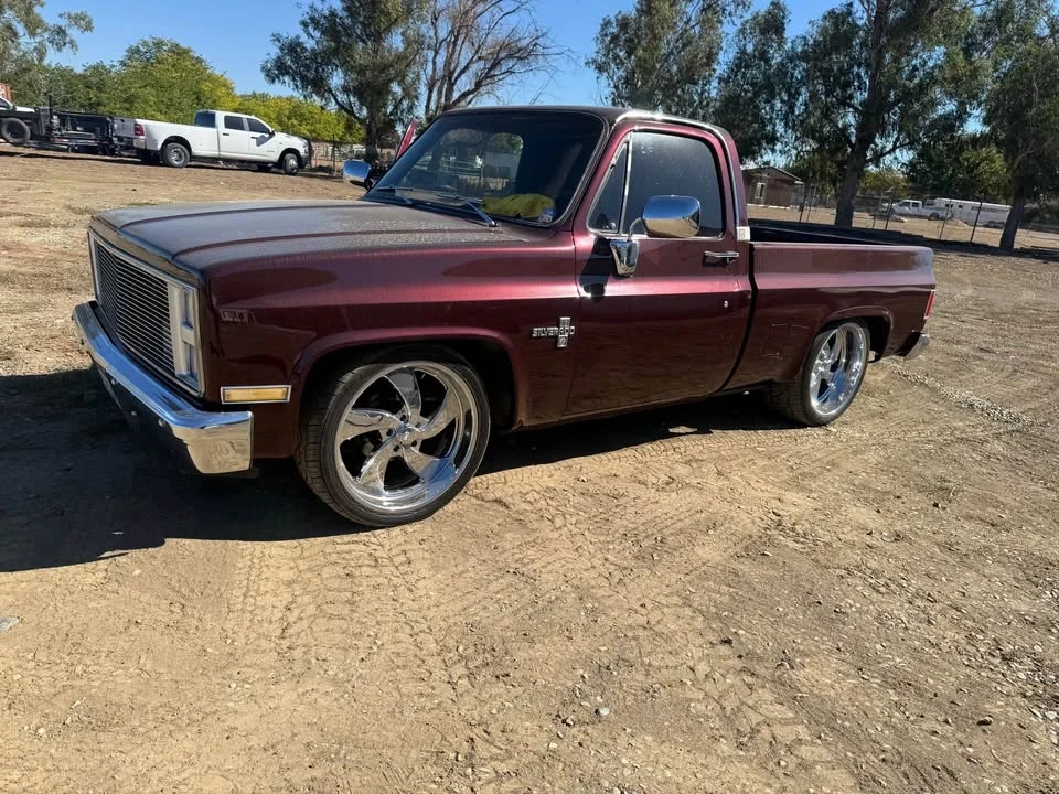 1984 Chevrolet Silverado - Image 5 of 9