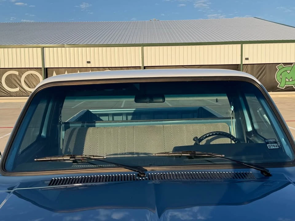 1984 Chevrolet Silverado - Image 9 of 20