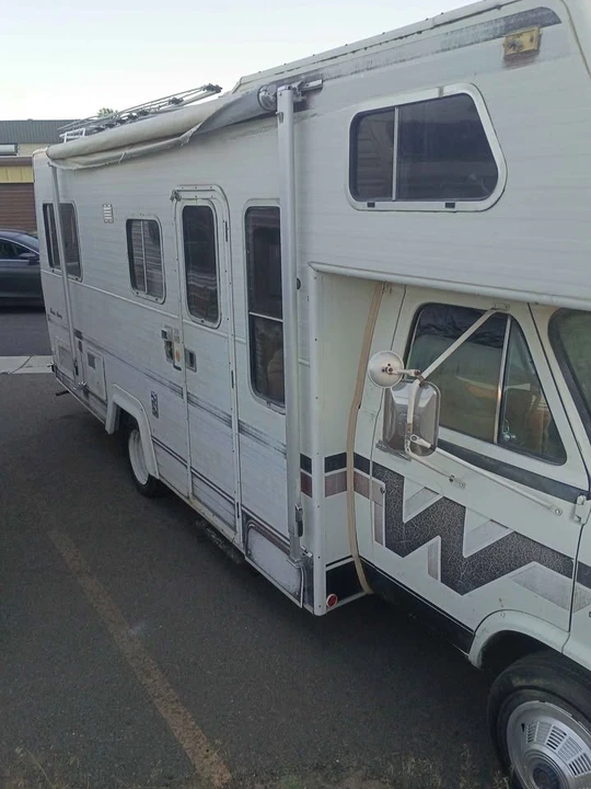 1984 Chevrolet G-Series Van - Image 4 of 10