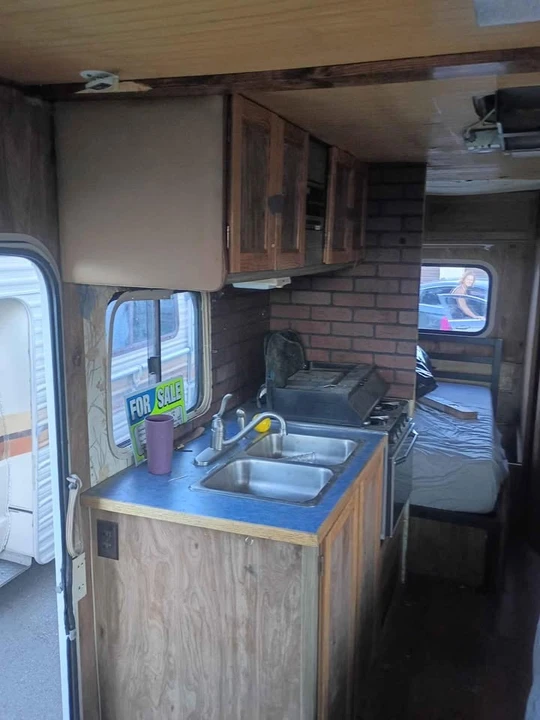 1984 Chevrolet G-Series Van - Image 6 of 10