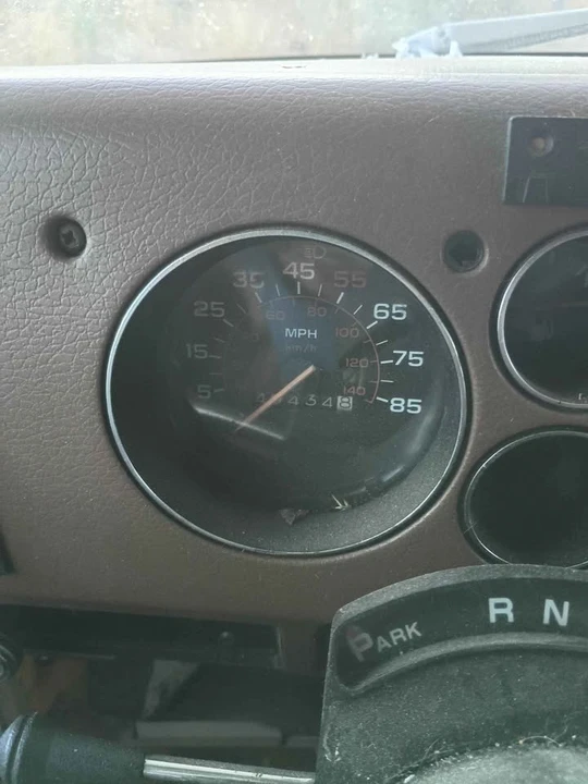 1984 Chevrolet G-Series Van - Image 10 of 10