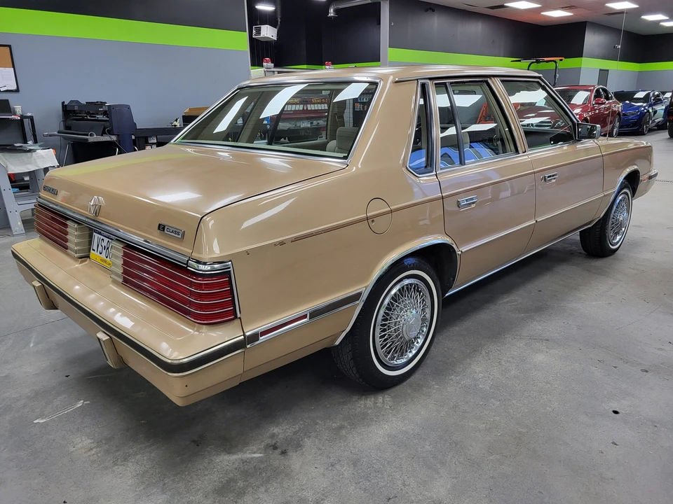 1984 Chrysler K-Car - Image 9 of 31