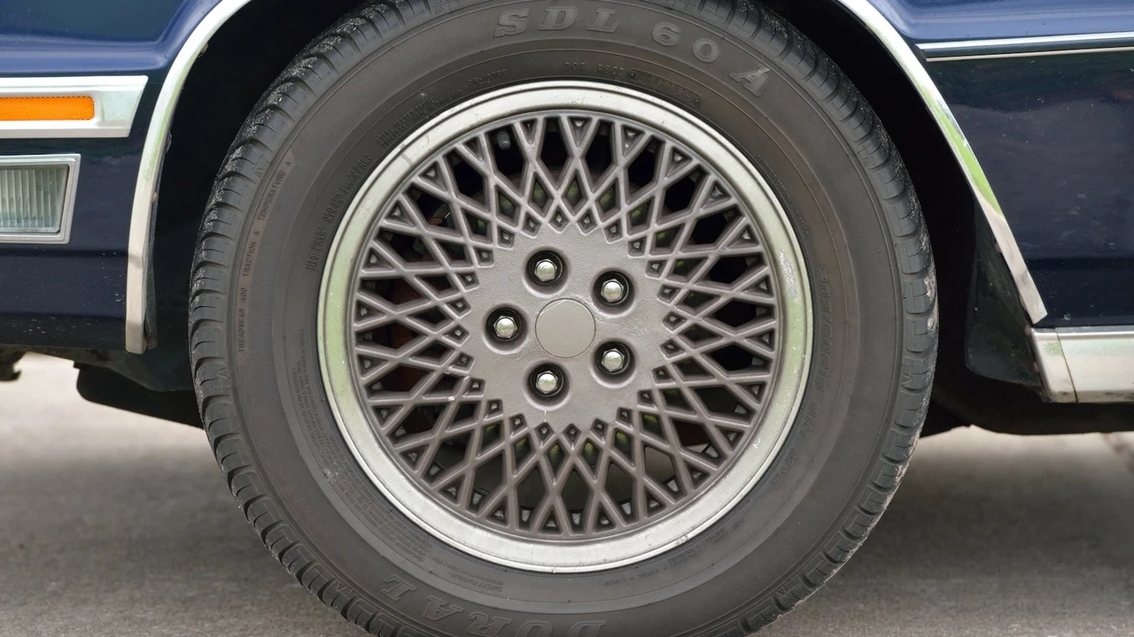 1984 Chrysler K-Car - Image 15 of 29