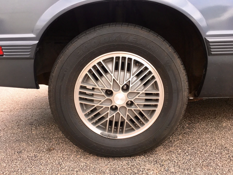 1984 Dodge Daytona - Image 24 of 31