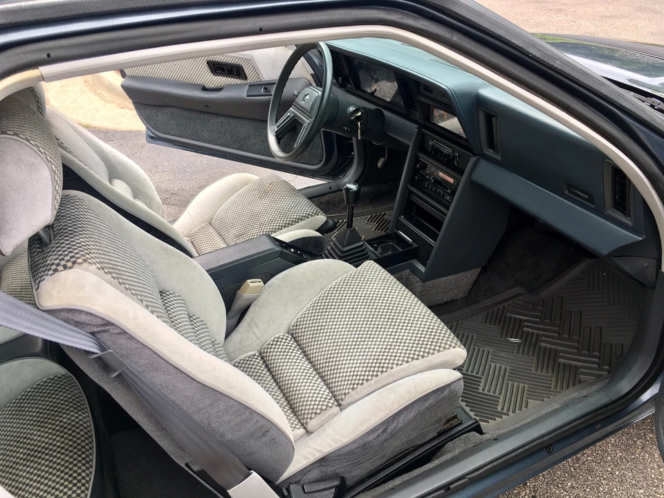 1984 Dodge Daytona - Image 28 of 31