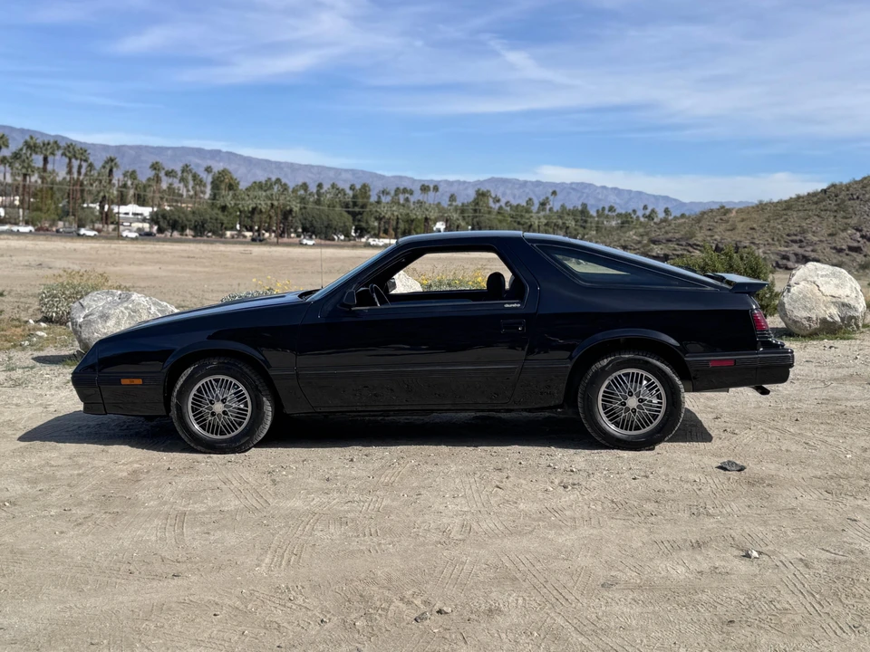 1984 Chrysler Laser - Image 18 of 31