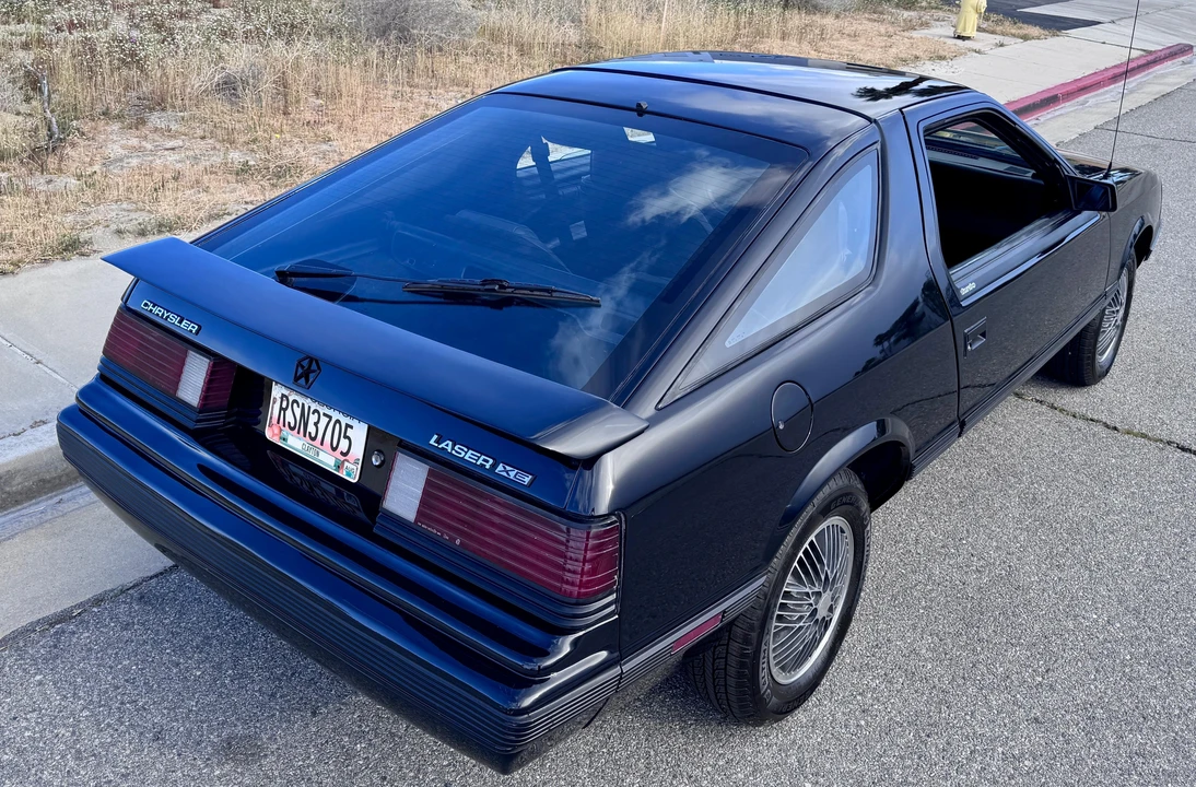 1984 Chrysler Laser - Image 25 of 31