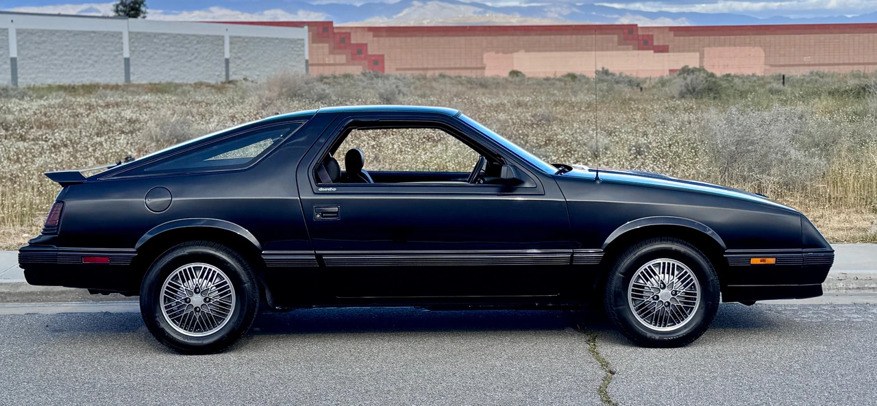 1984 Chrysler Laser - Image 29 of 31