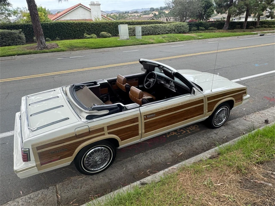 1984 Chrysler LeBaron - Image 12 of 15