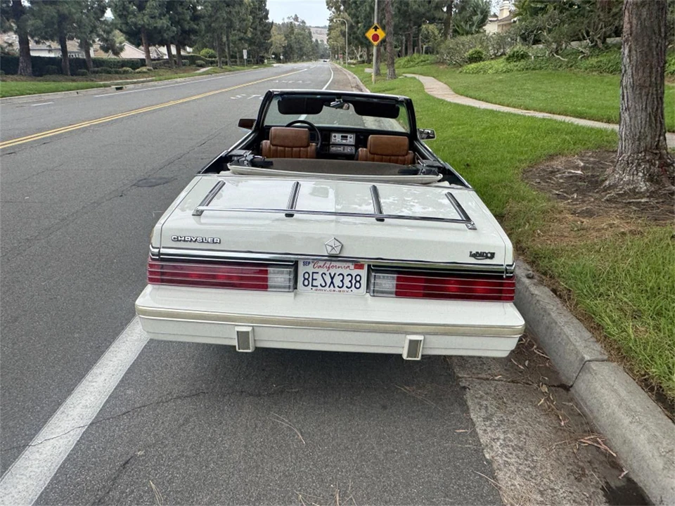 1984 Chrysler LeBaron - Image 5 of 15