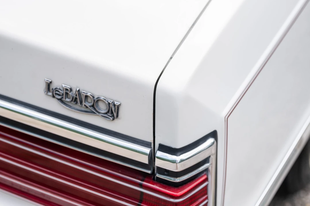 1984 Chrysler LeBaron - Image 30 of 31