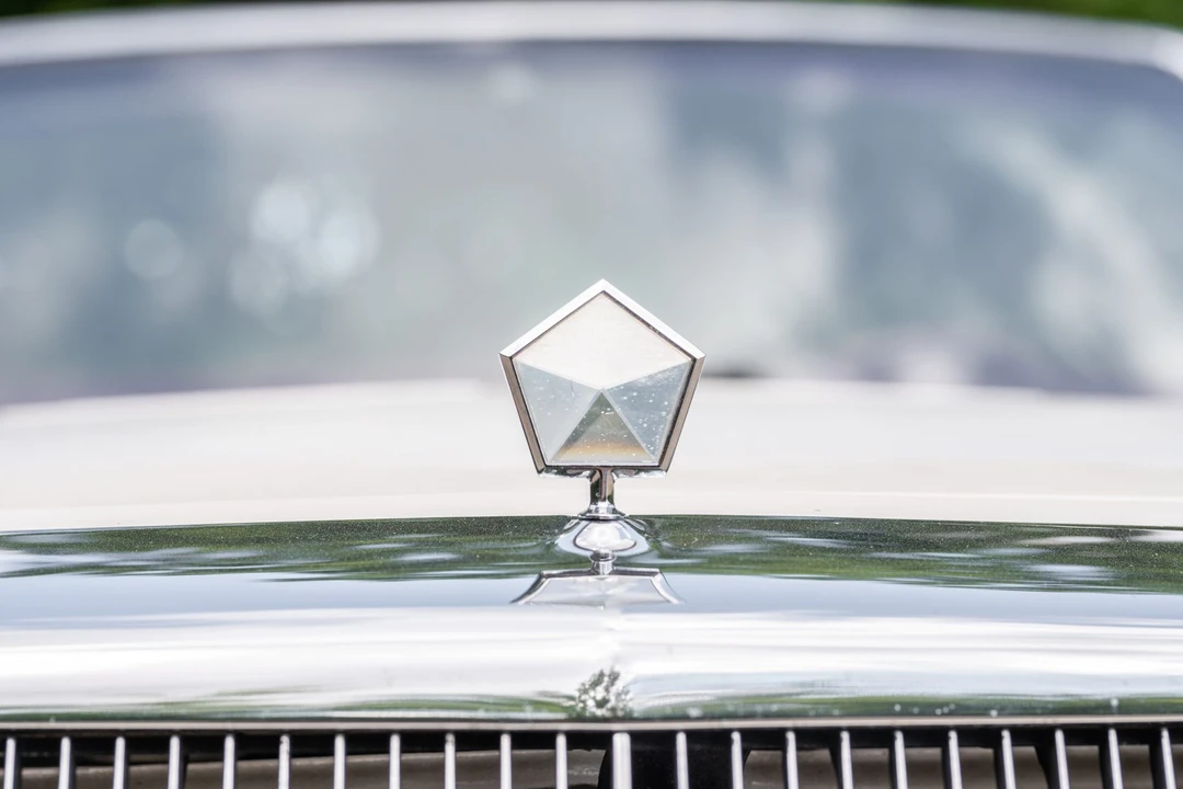 1984 Chrysler LeBaron - Image 25 of 31