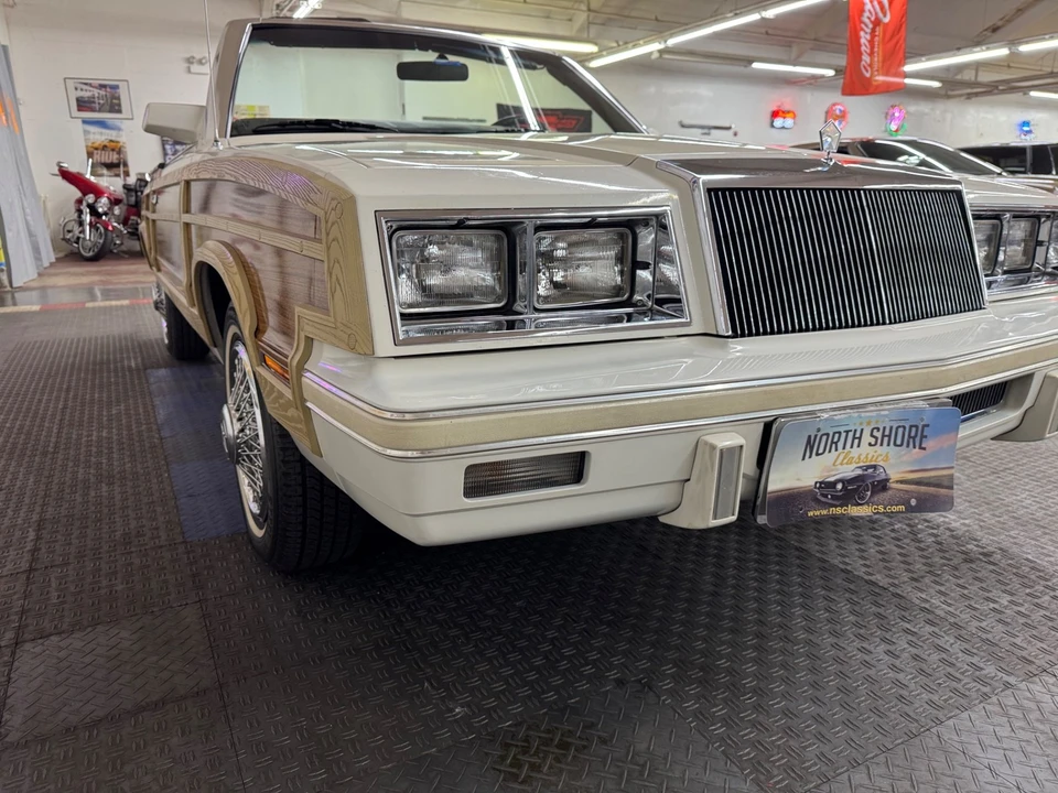 1984 Chrysler LeBaron - Image 14 of 21
