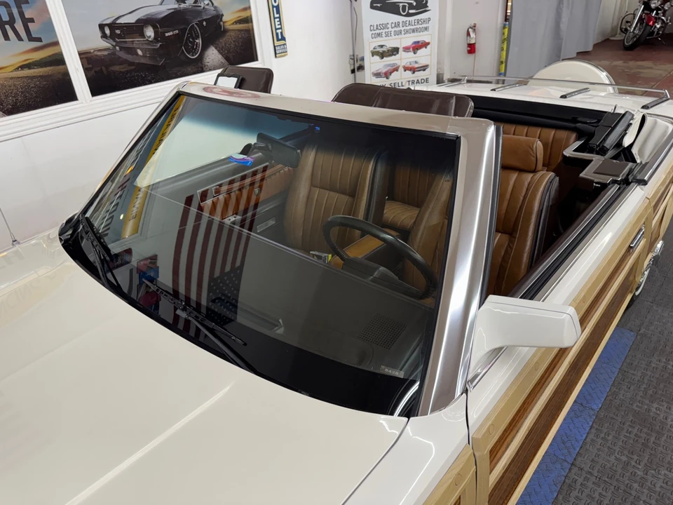 1984 Chrysler LeBaron - Image 16 of 21