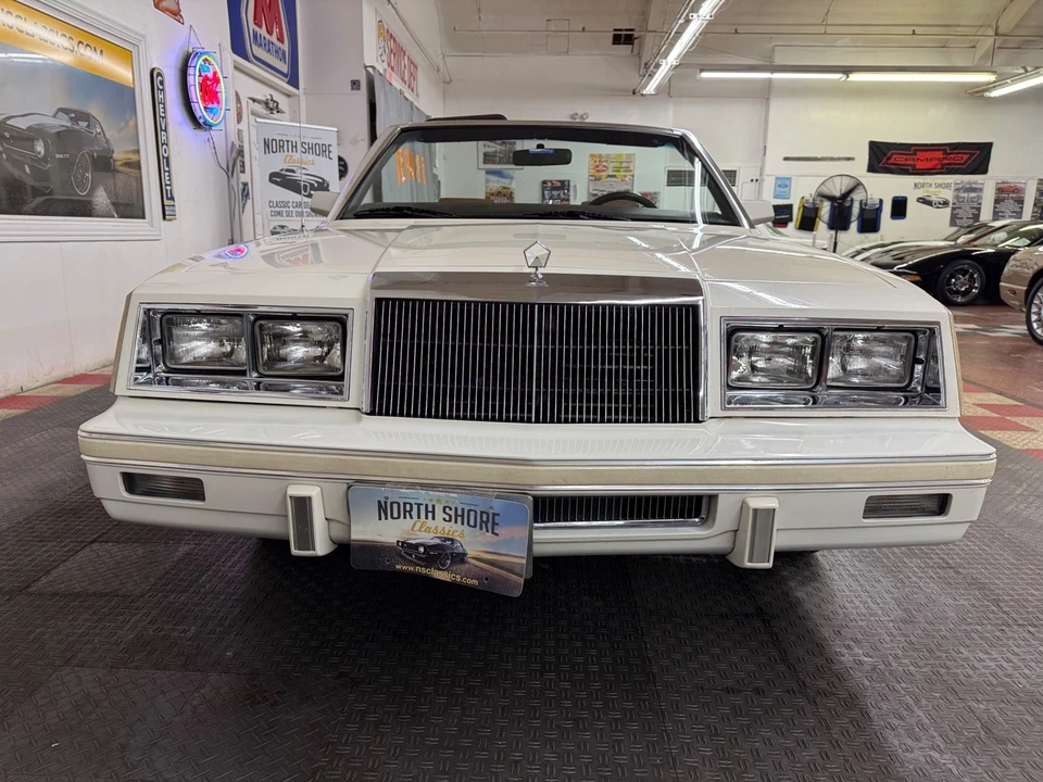 1984 Chrysler LeBaron - Image 13 of 21