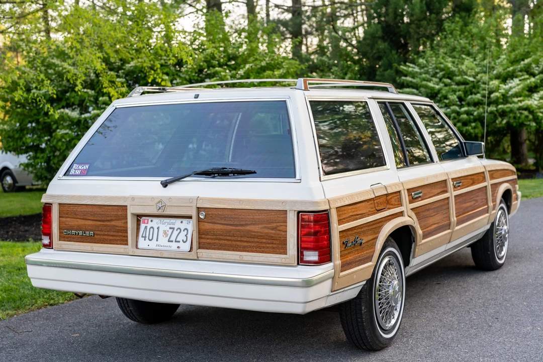 1984 Chrysler LeBaron - Image 7 of 31