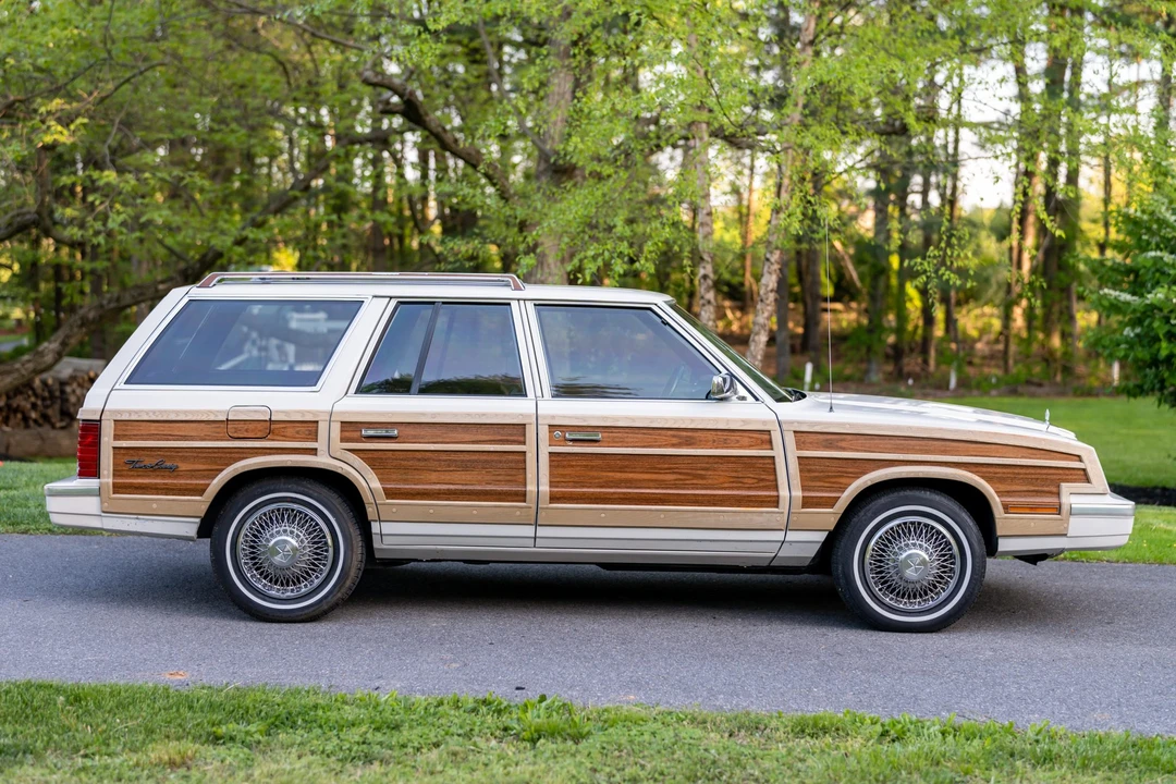 1984 Chrysler LeBaron - Image 8 of 31