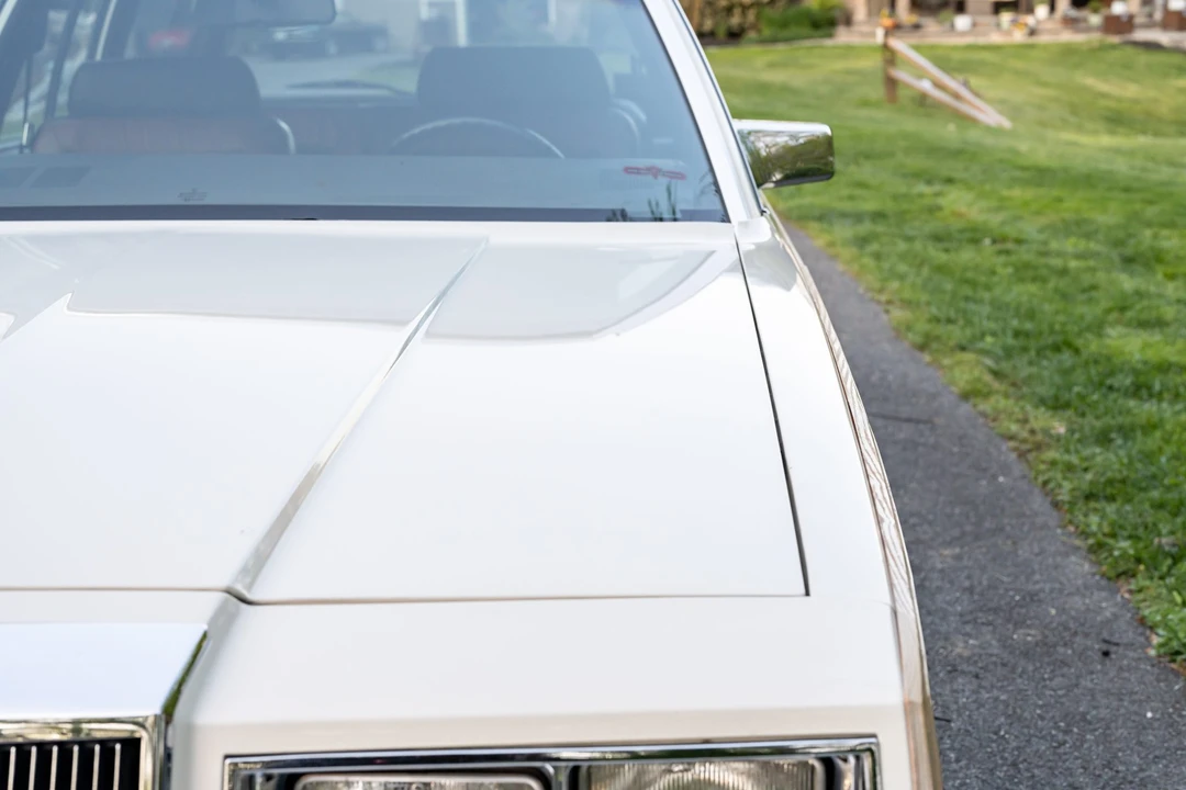 1984 Chrysler LeBaron - Image 22 of 31