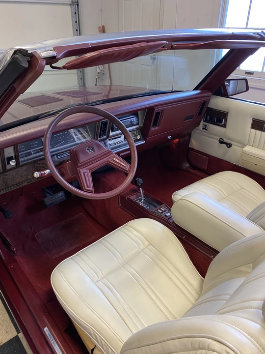 1984 Chrysler LeBaron - Image 25 of 31