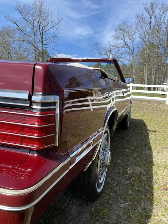 1984 Chrysler LeBaron - Image 19 of 31