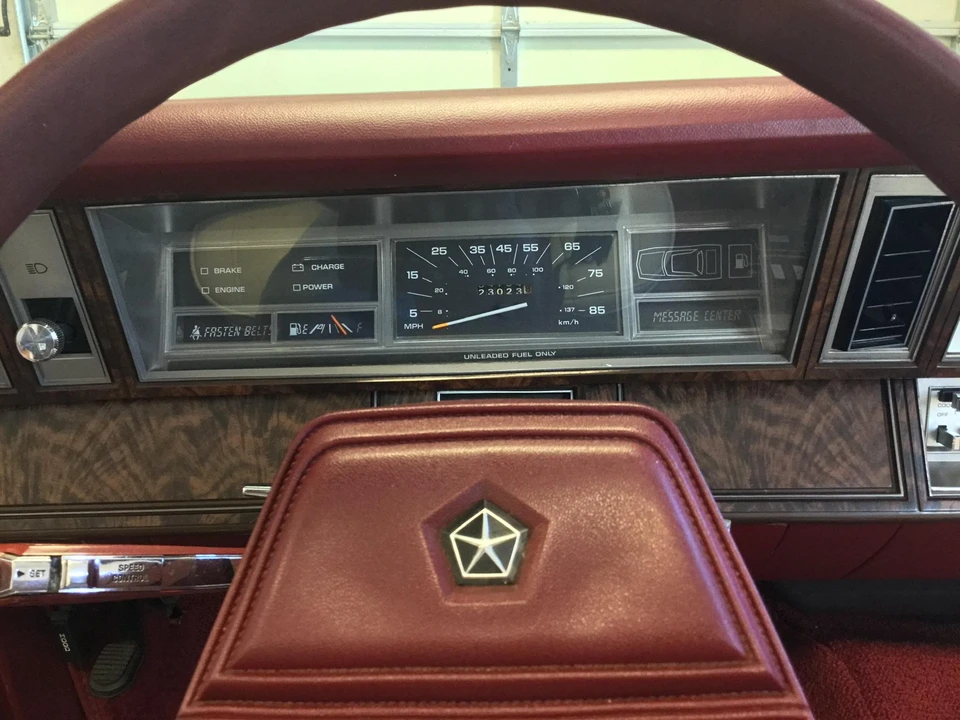 1984 Chrysler LeBaron - Image 29 of 31