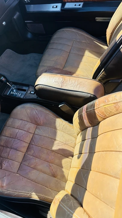1984 Chrysler LeBaron - Image 17 of 20