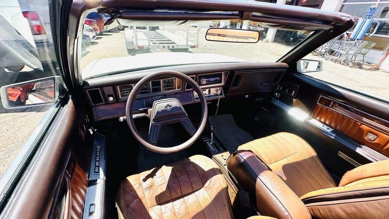 1984 Chrysler LeBaron - Image 12 of 20