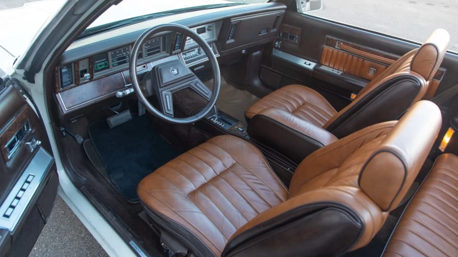 1984 Chrysler LeBaron - Image 4 of 12