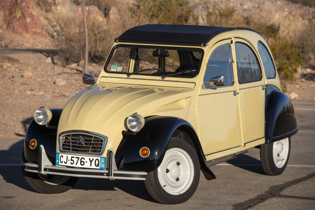 1984 Citroen 2CV - Image 2 of 31