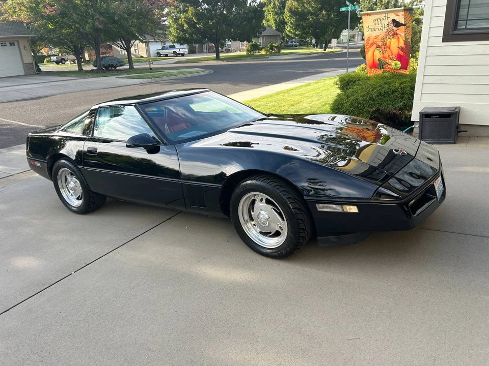 1984 Chevrolet Corvette C4 - Image 2 of 10