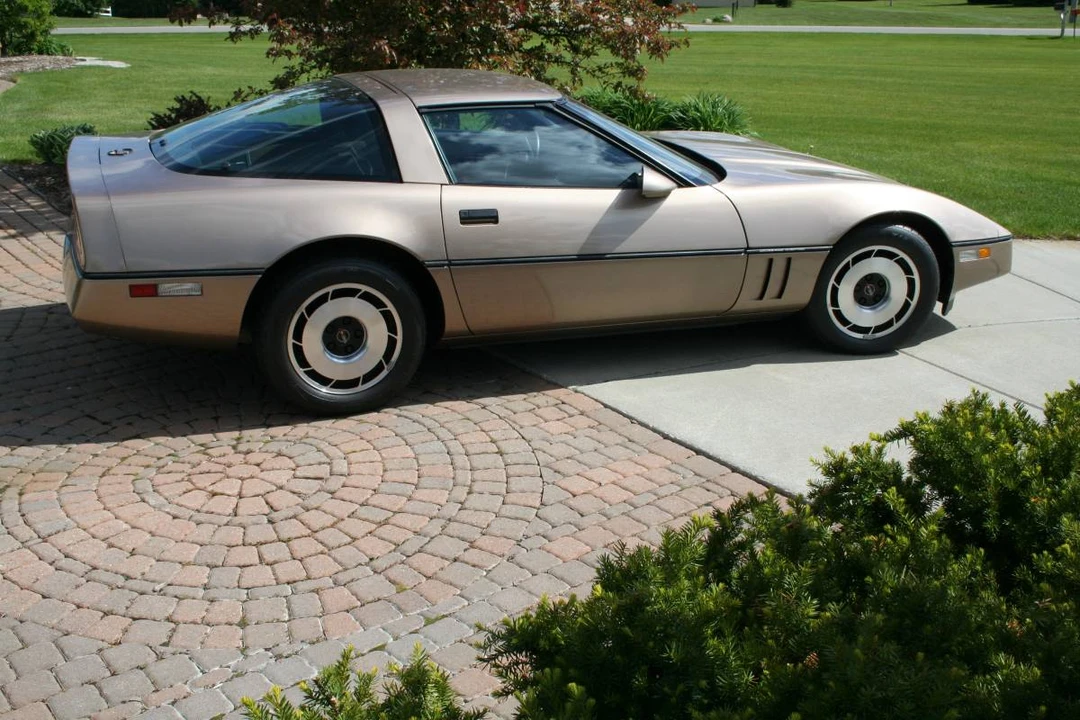 1984 Chevrolet Corvette C4 - Image 6 of 7