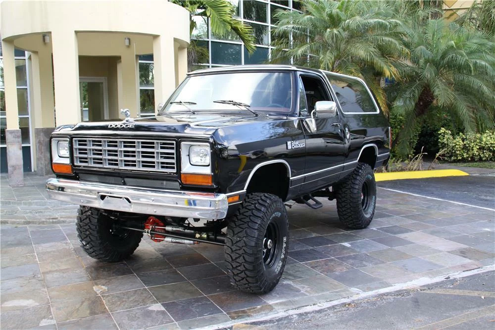 1984 Dodge Ramcharger - Image 2 of 5