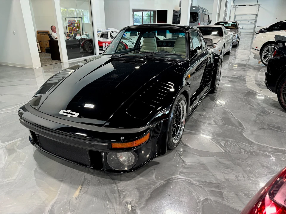 1984 Porsche 934 & 935 - Image 2 of 29