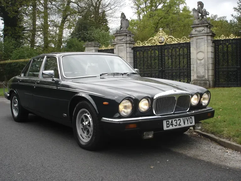 1984 Daimler - Image 6 of 12