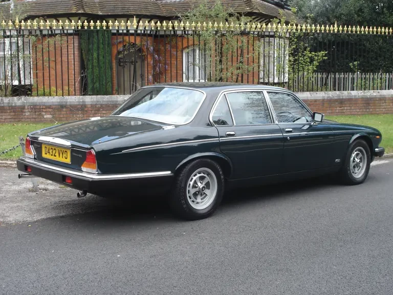 1984 Daimler - Image 3 of 12