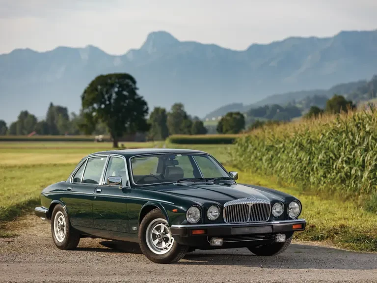 1984 Daimler - Image 2 of 30