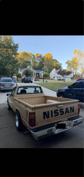 1984 Nissan - Image 5 of 12