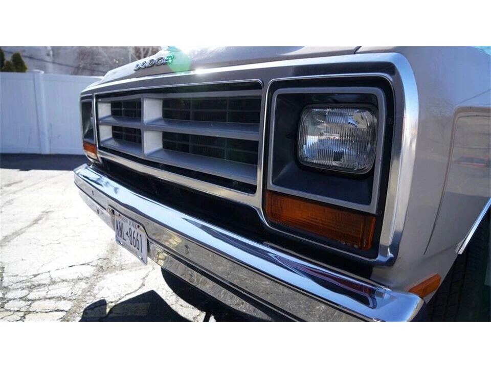 1984 Dodge D Series - Image 16 of 31